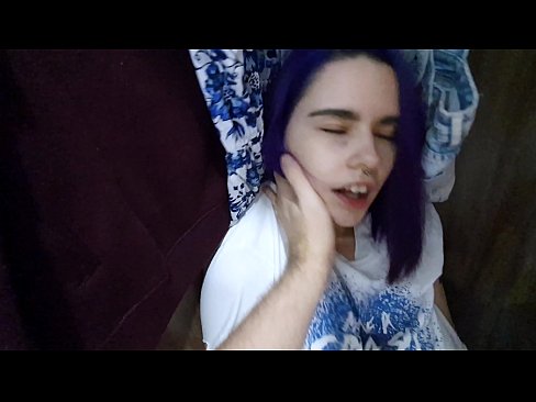 ❤️ Ri arabinrin mi ninu kọlọfin ati ṣe iranlọwọ fun u pẹlu ️  ni onihoho% yo.ixiporn-com.ru%